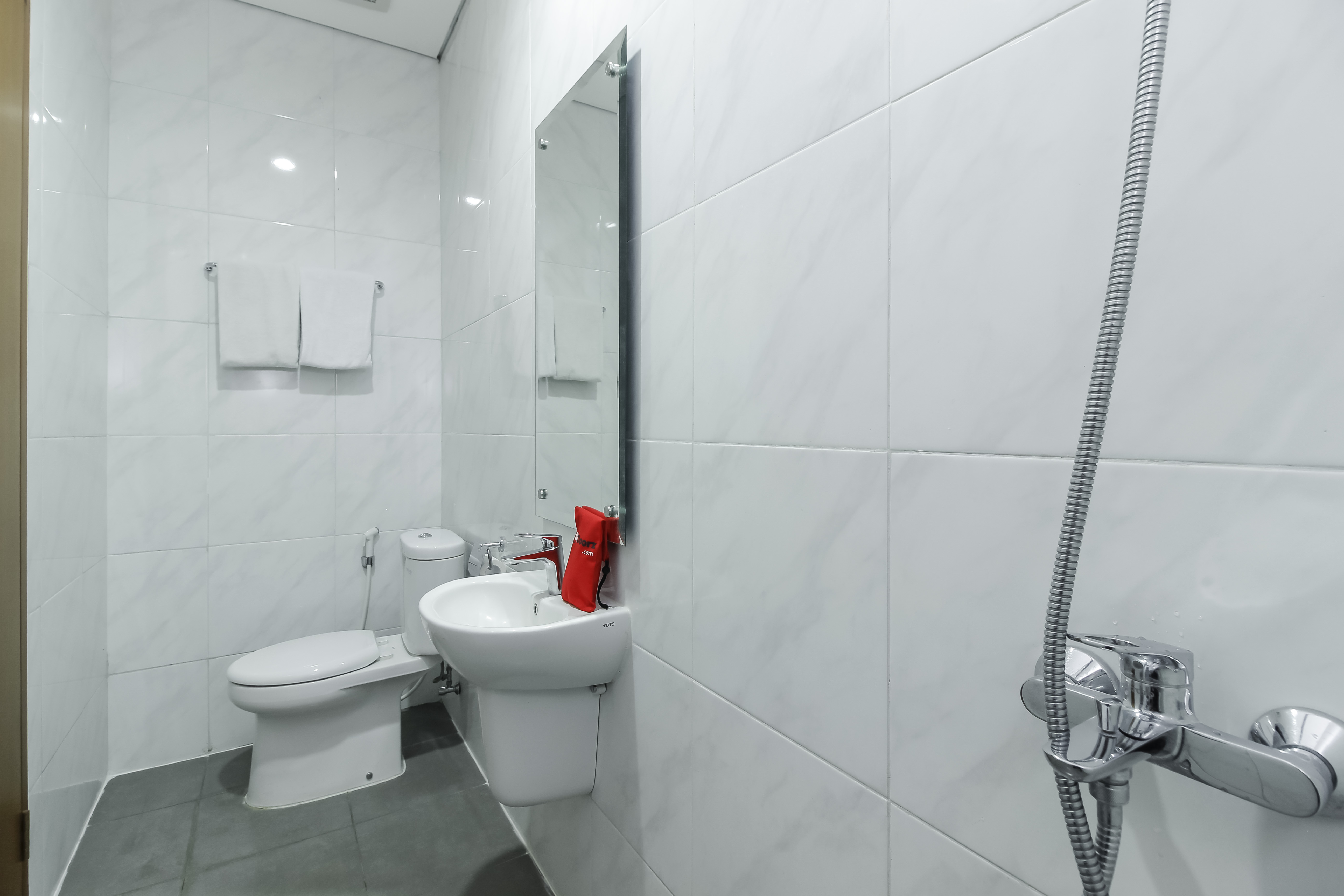 U Stay Hotel Tebet by RedDoorz