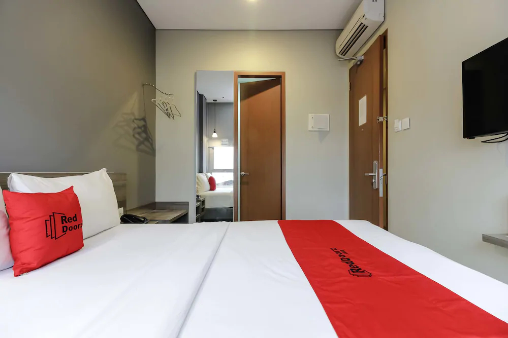 U Stay Hotel Tebet by RedDoorz