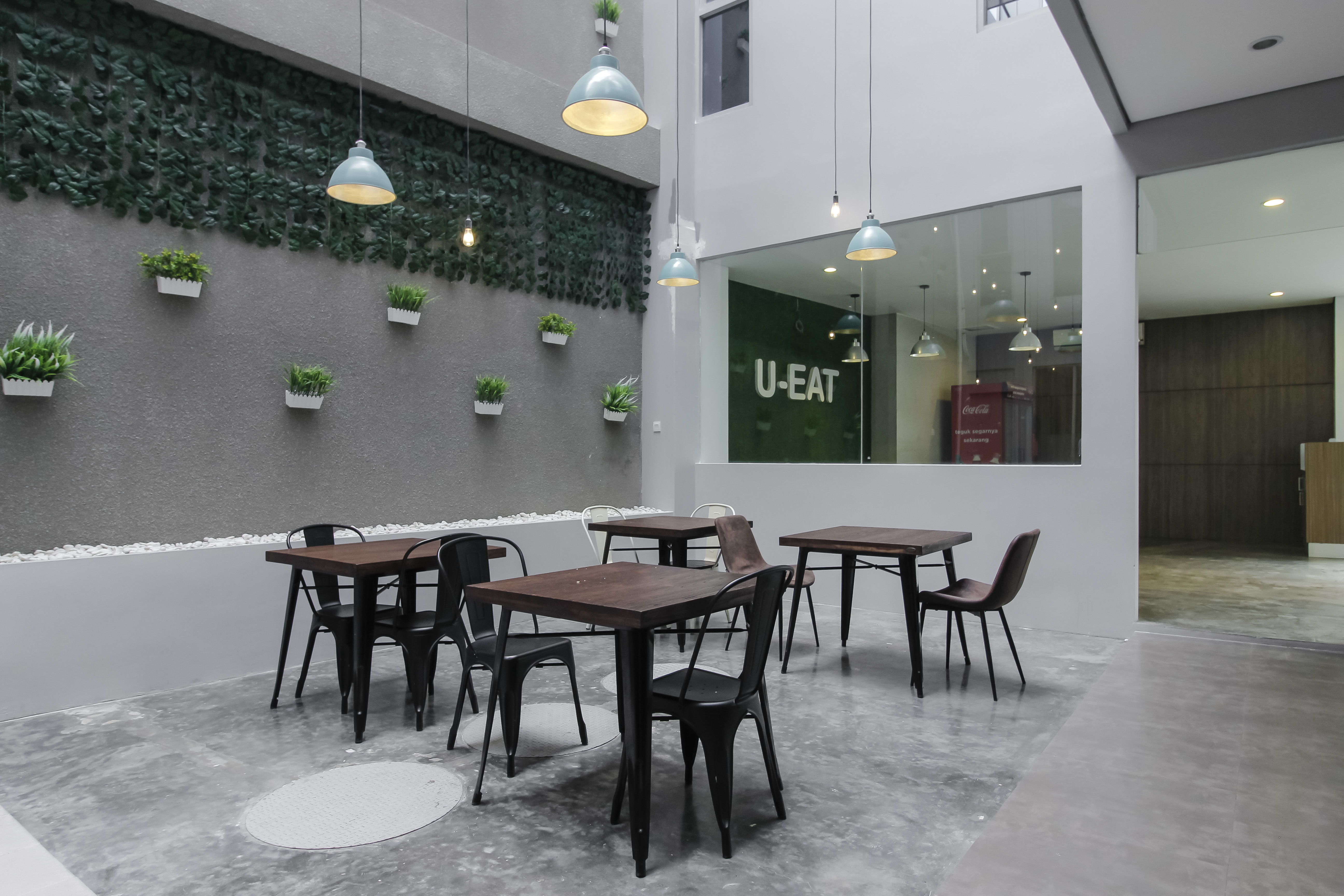 U Stay Hotel Tebet by RedDoorz