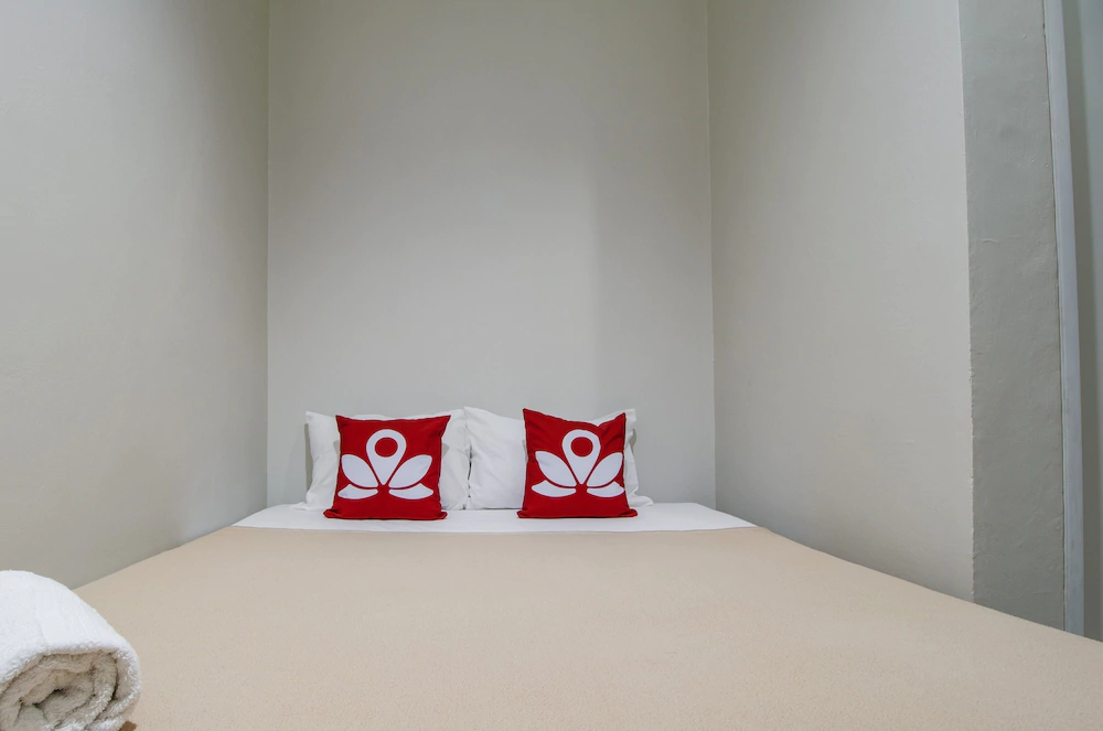 Verde Residence by ZEN Rooms