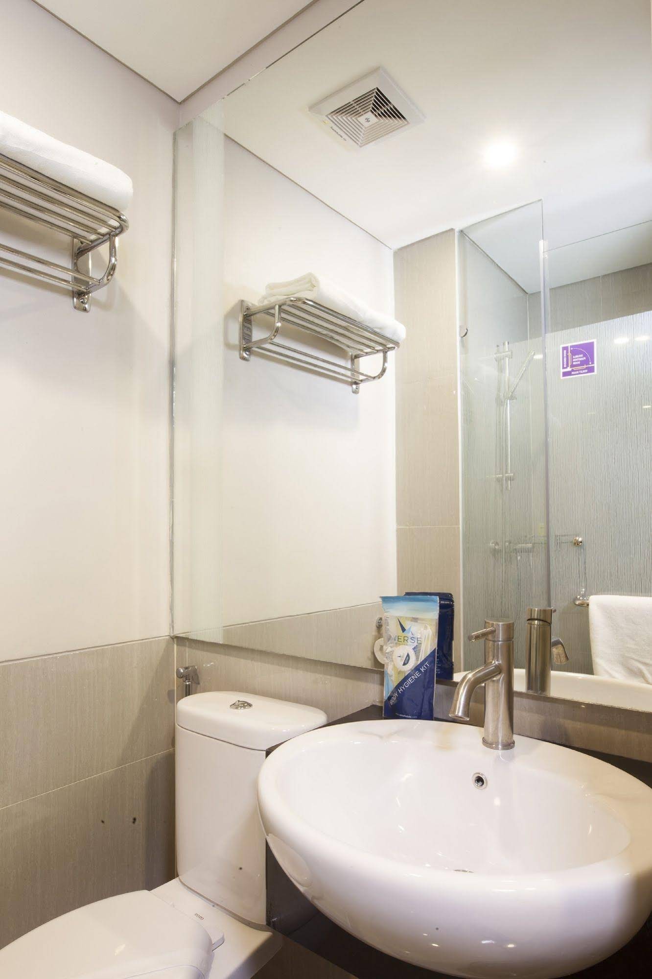 Verse Lite Hotel Pembangunan