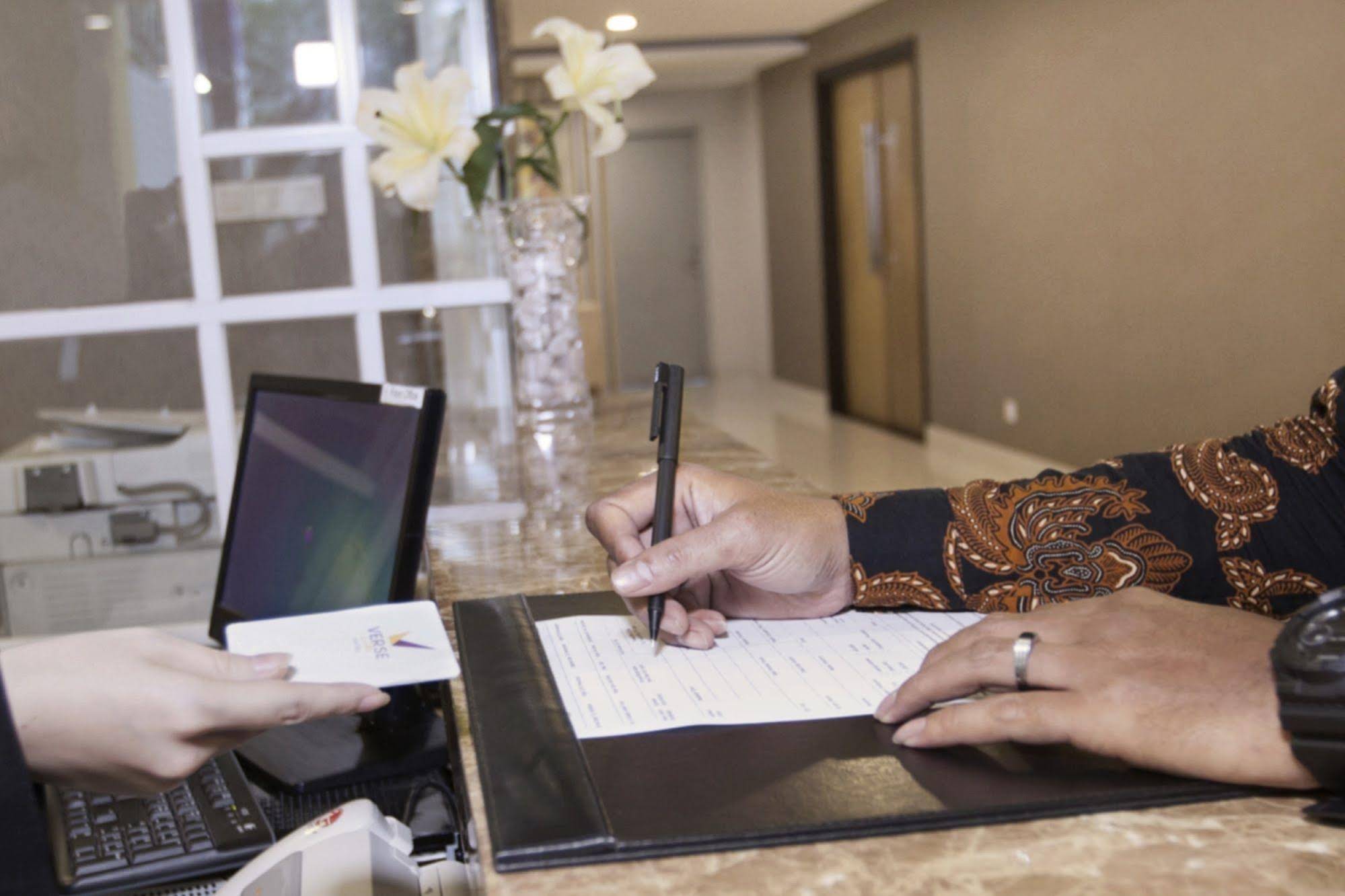 Verse Lite Hotel Pembangunan