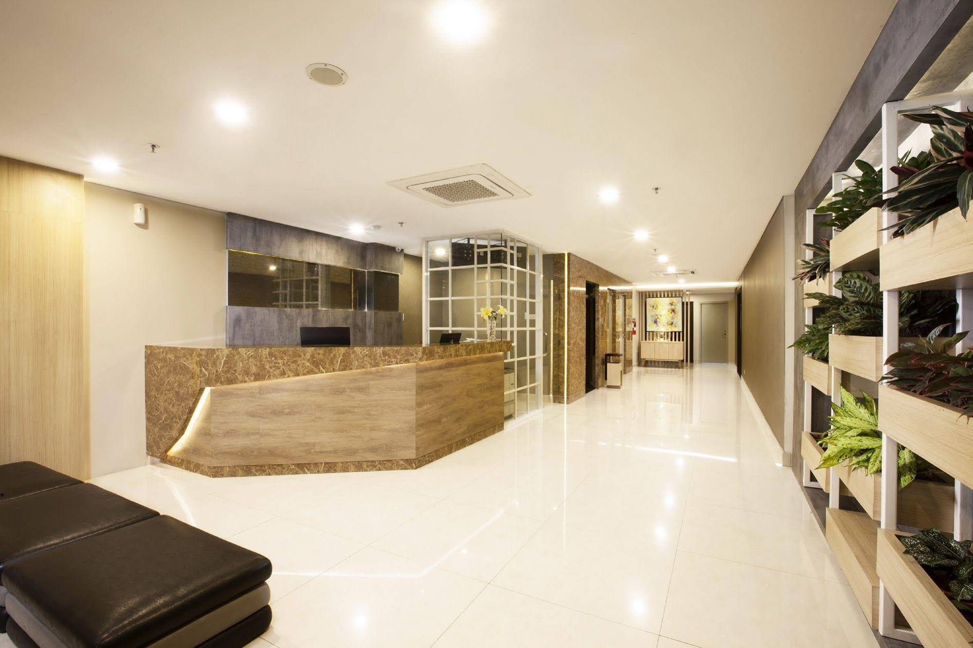 Verse Lite Hotel Pembangunan