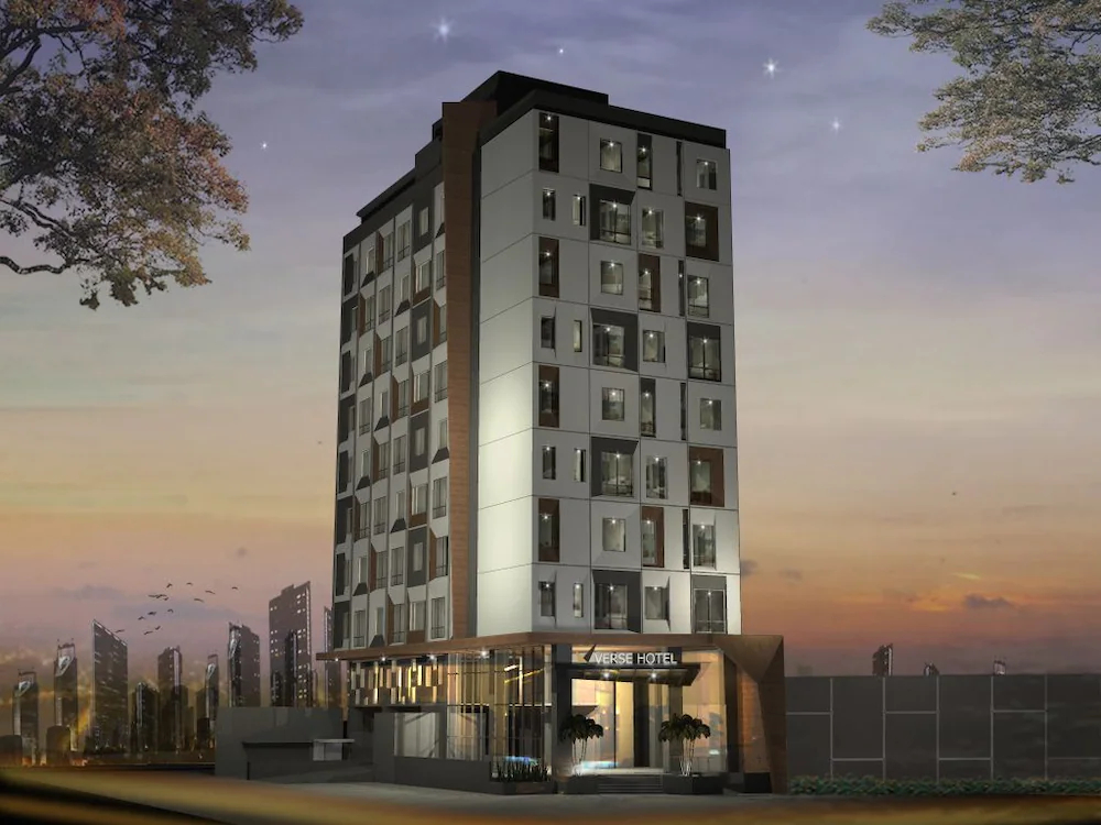 Verse Luxe Hotel Wahid Hasyim
