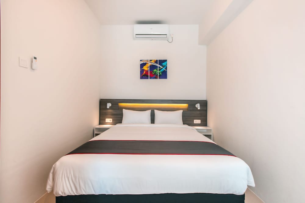 Vittoria Residence by OYO Rooms
