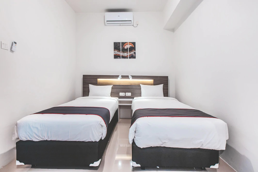 Vittoria Residence by OYO Rooms