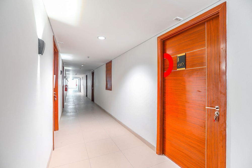 Vittoria Residence by OYO Rooms