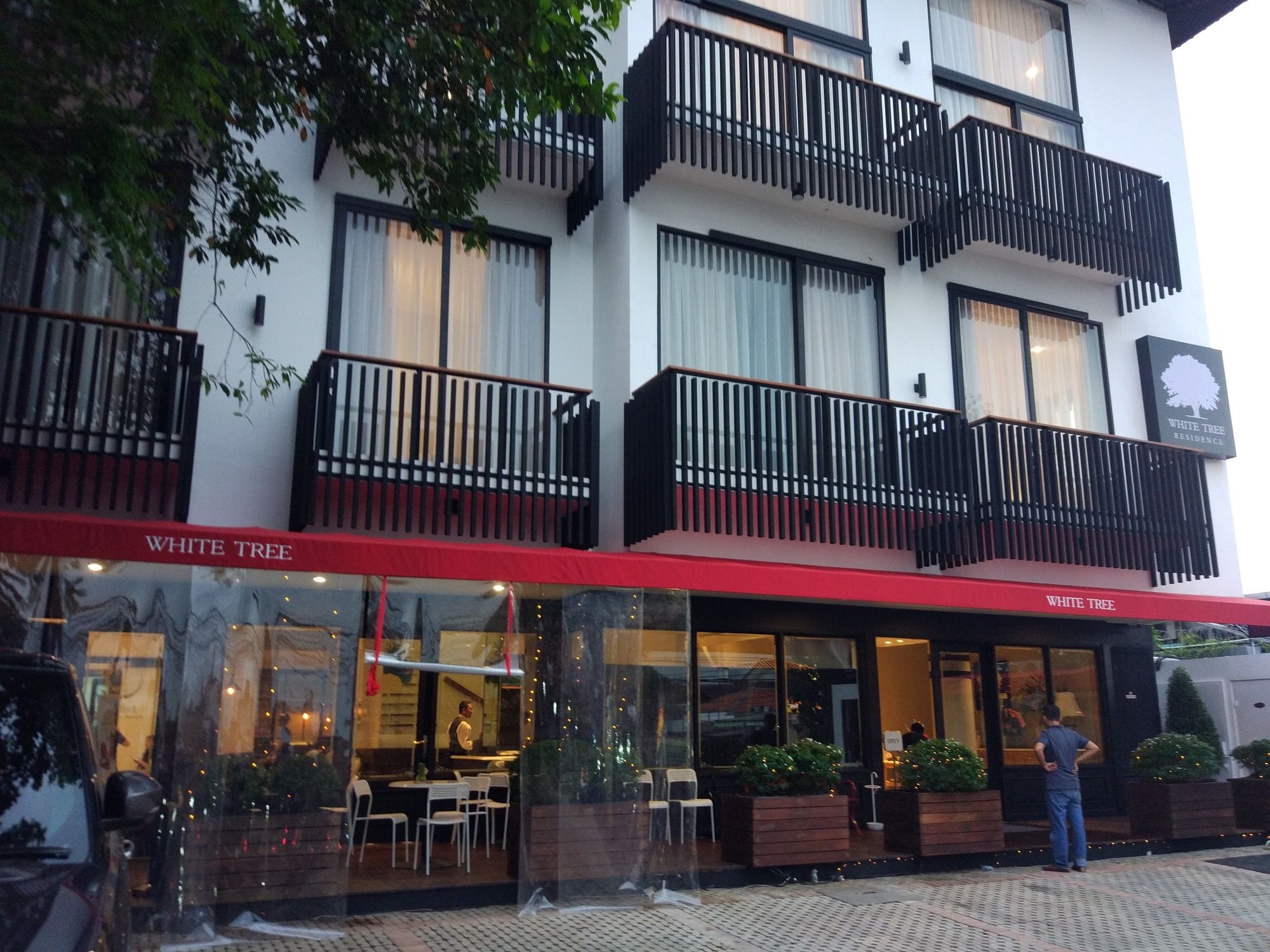 White Tree Residence