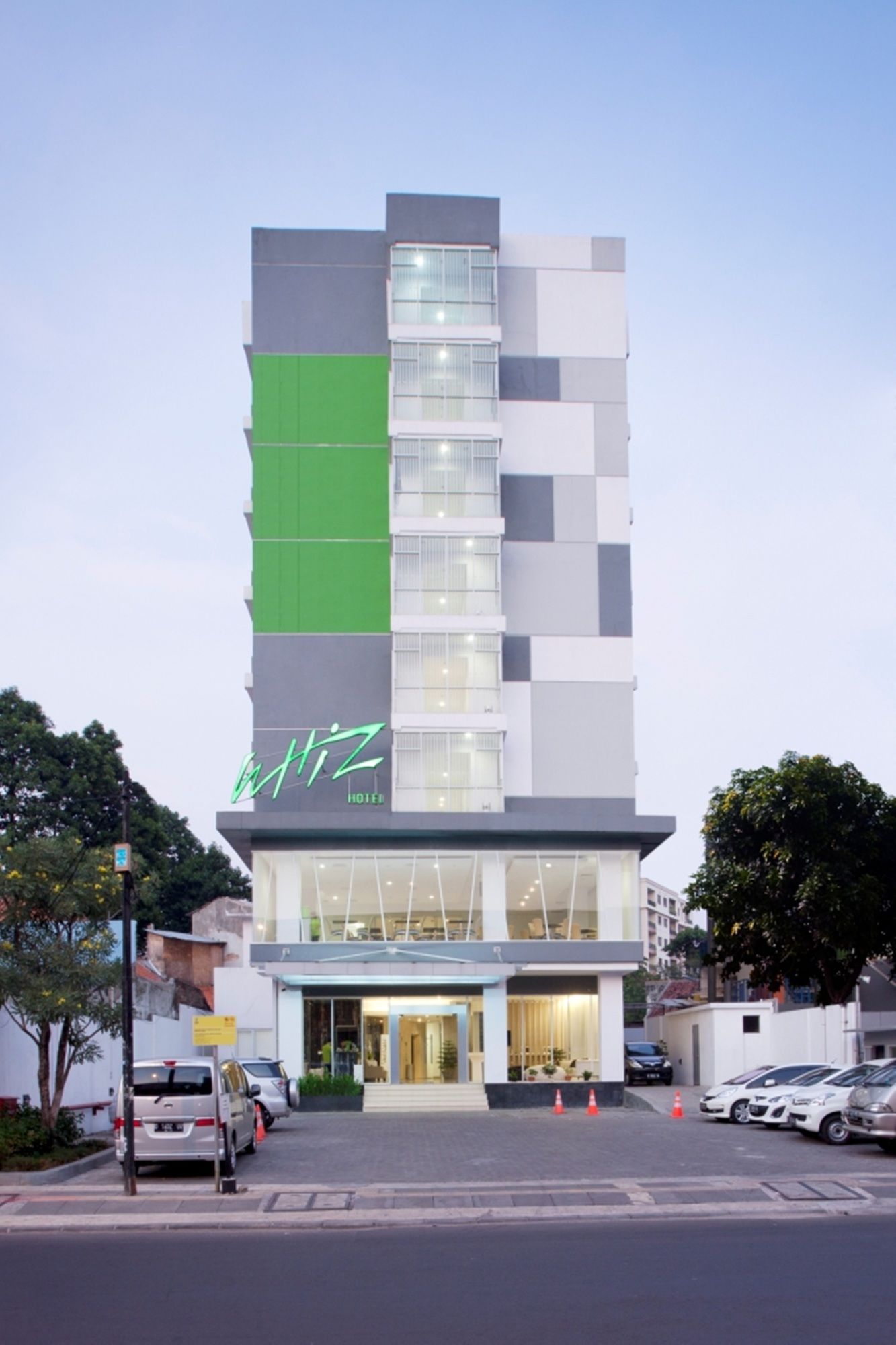 Whiz Hotel Cikini