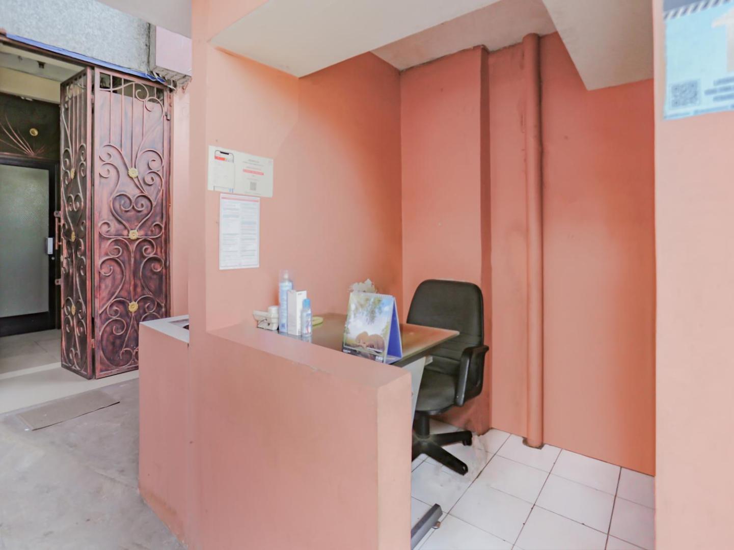 Wisma Basco Syariah by OYO Rooms