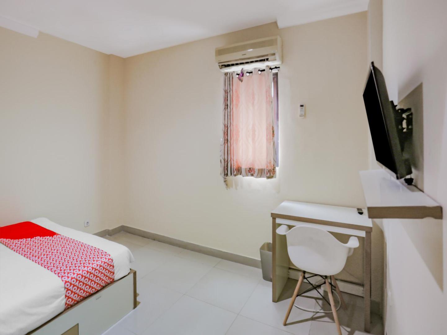 Wisma Basco Syariah by OYO Rooms