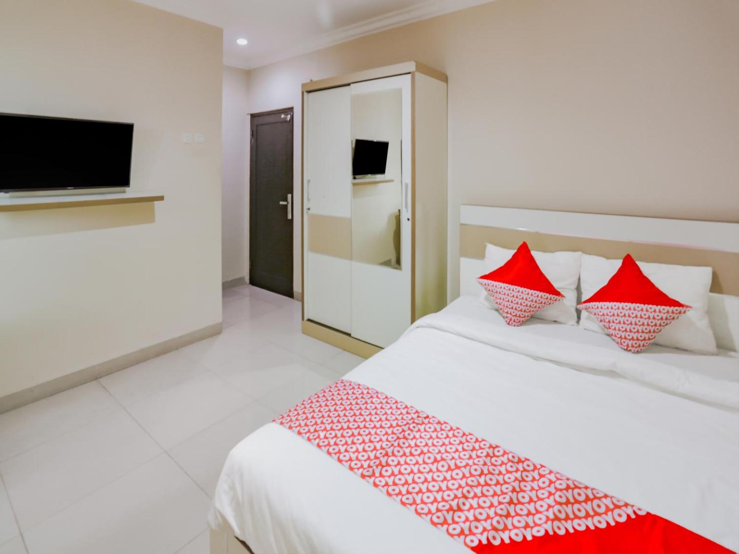 Wisma Basco Syariah by OYO Rooms