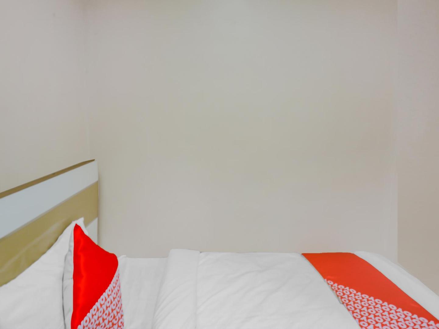 Wisma Basco Syariah by OYO Rooms