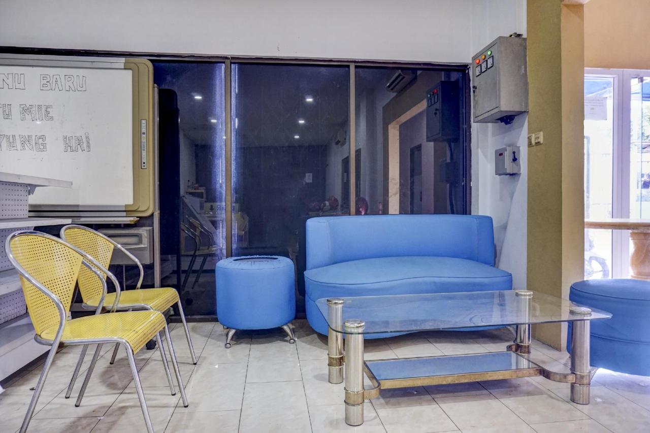 Wisma Bungur Syariah by OYO Rooms