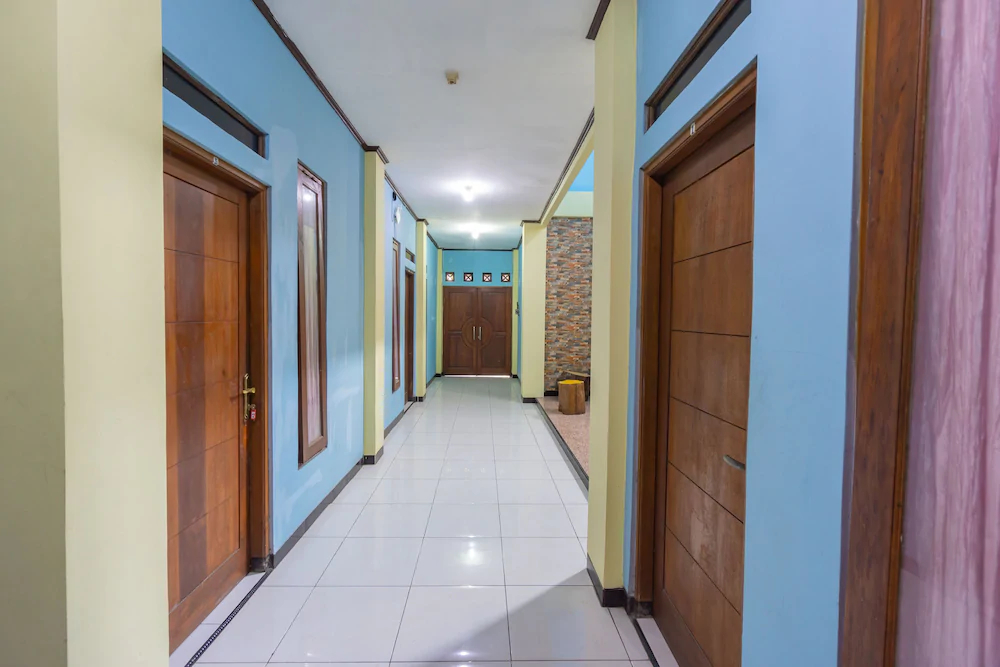 Wisma Griya Indah Lestari by OYO Rooms