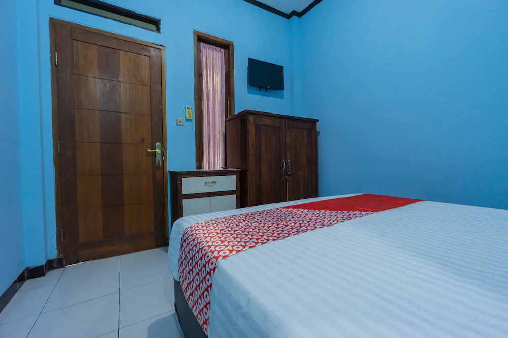 Wisma Griya Indah Lestari by OYO Rooms