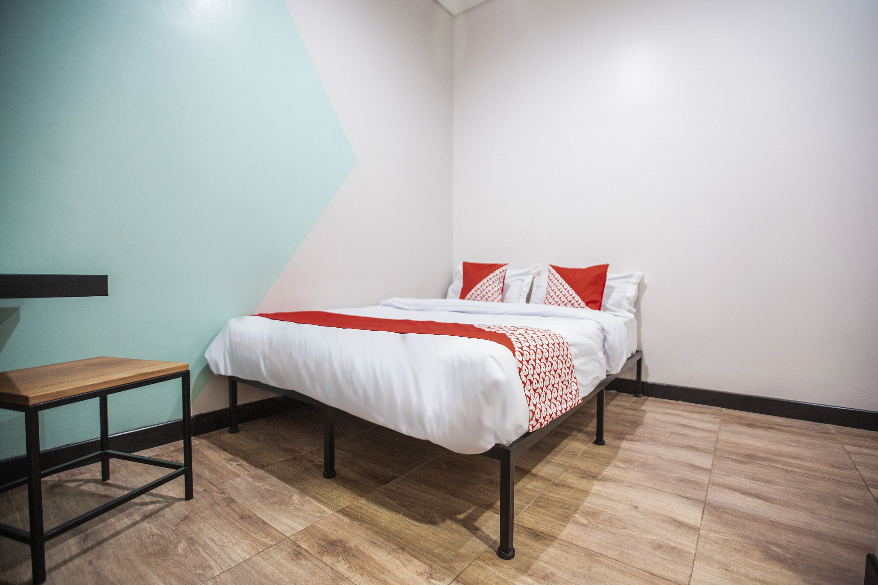 W Residence By OYO Rooms