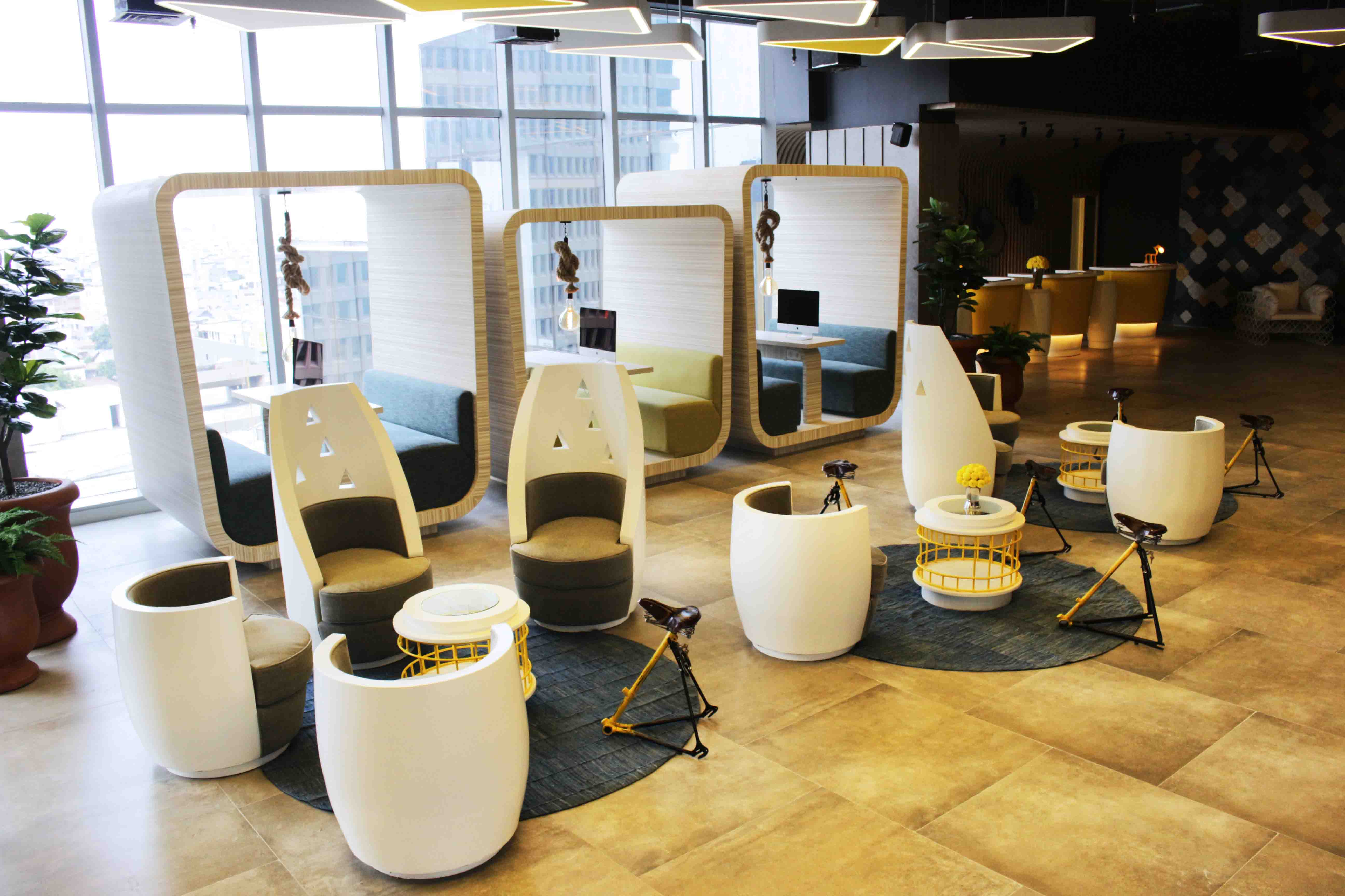 Yello Hotel Harmoni