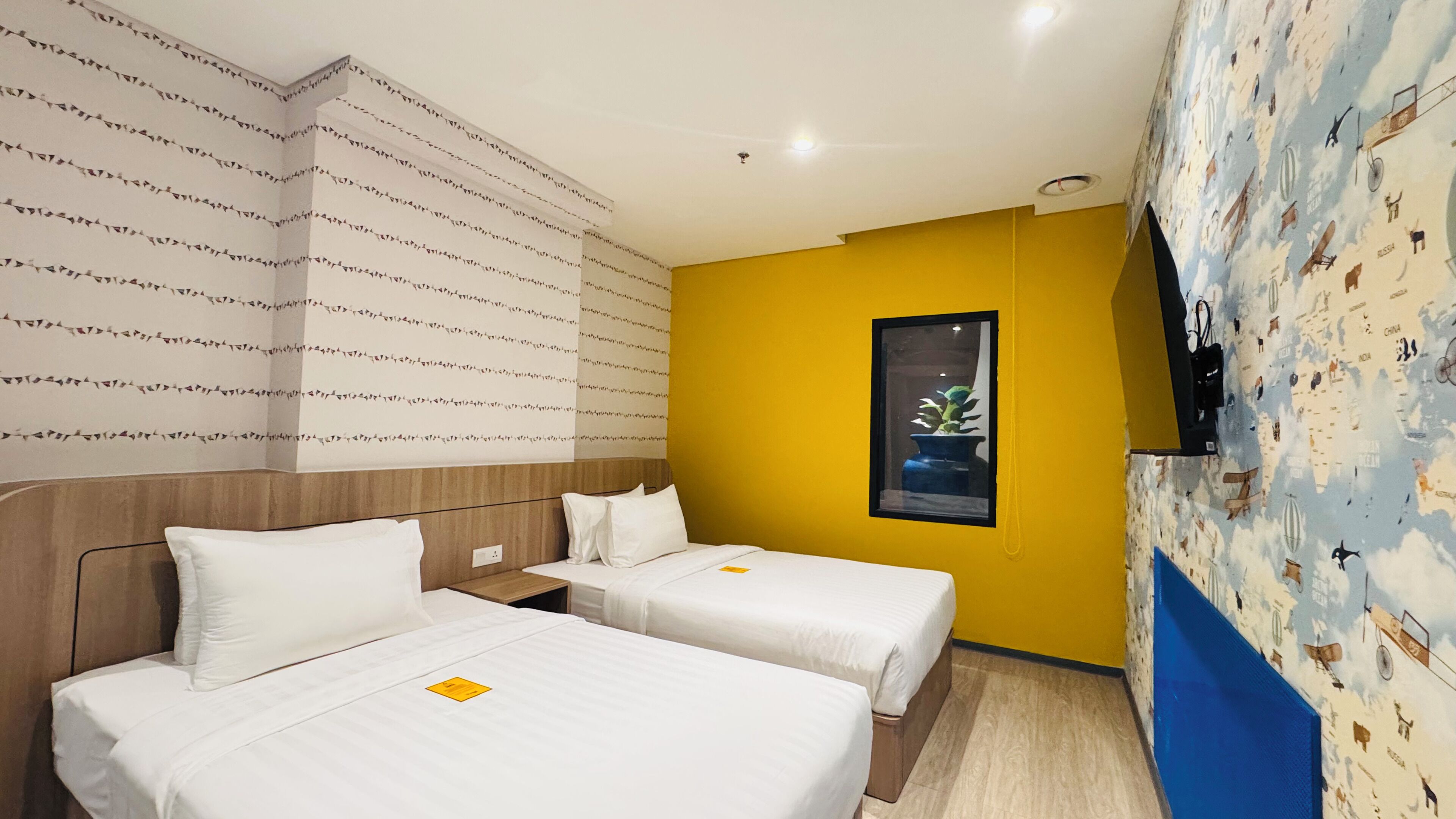 Yellow Bee Resort Cililitan