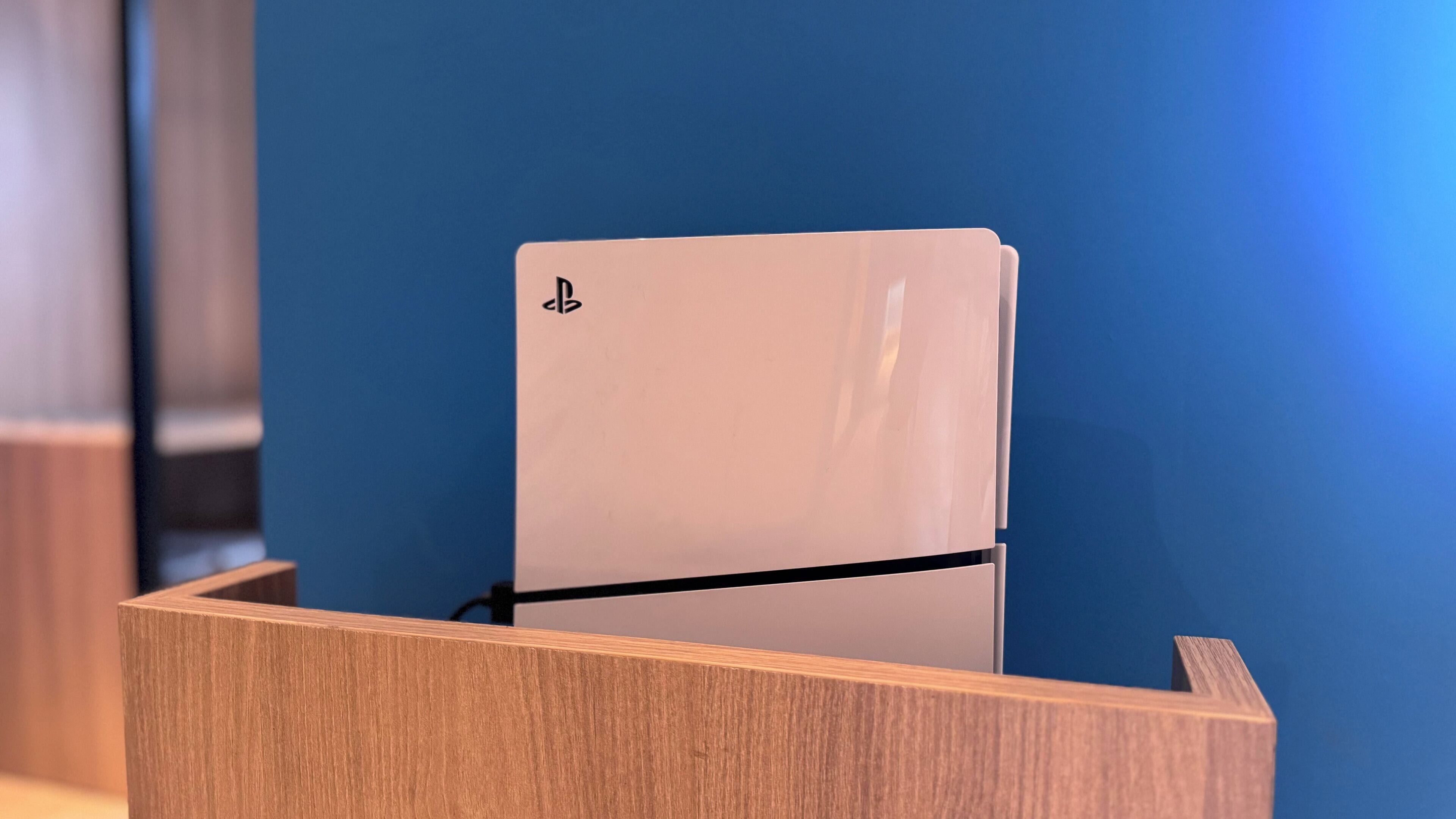 Yellow Bee Resort Cililitan