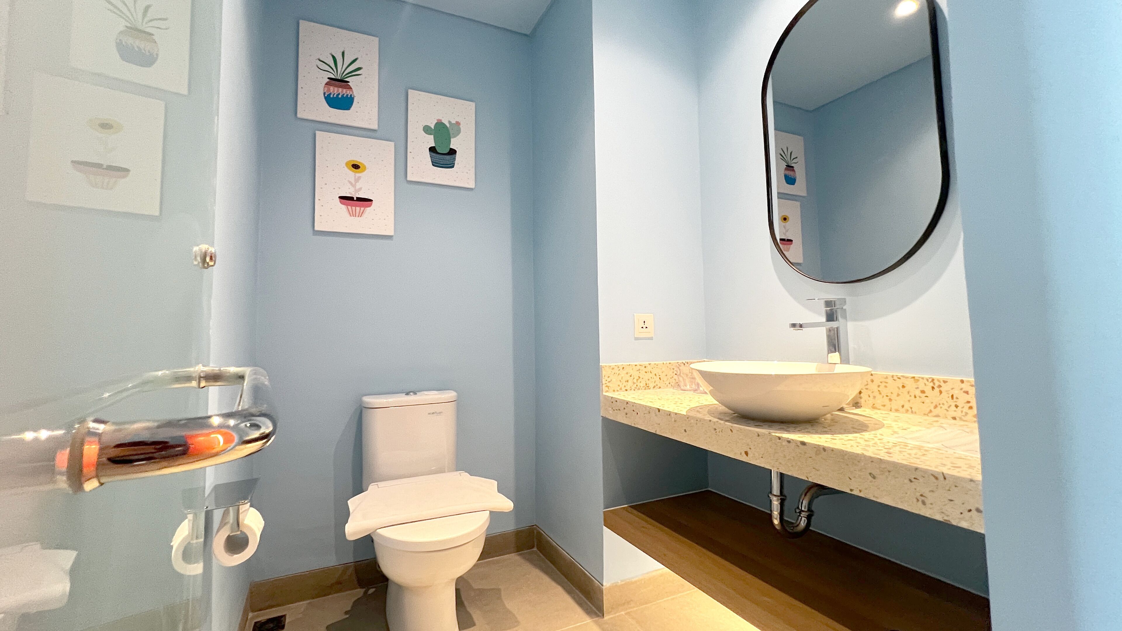 Yellow Bee Resort Cililitan