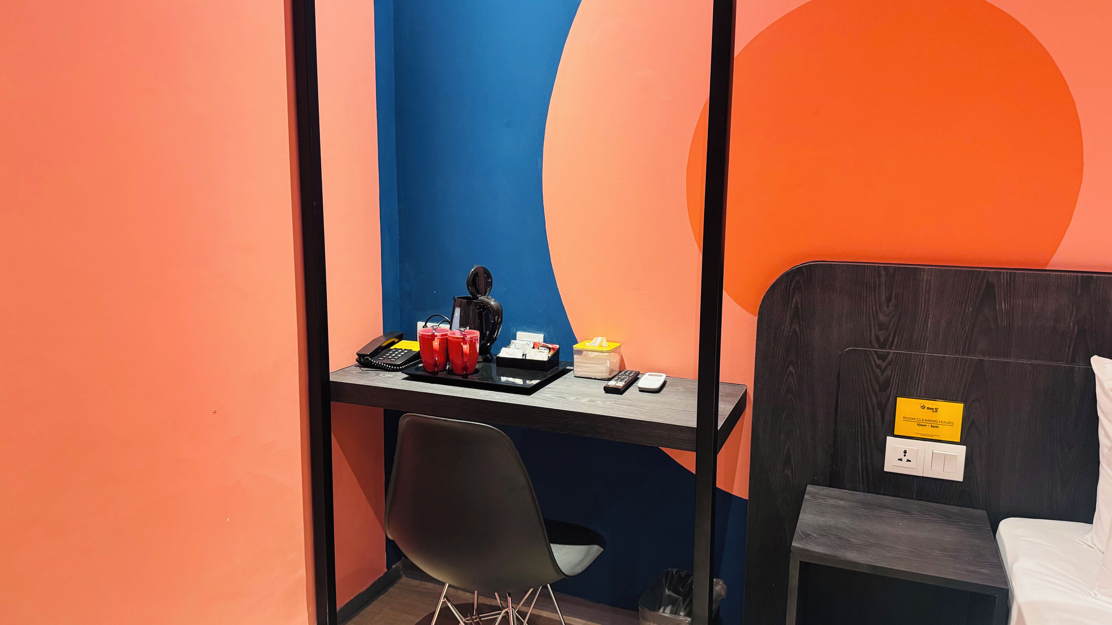 Yellow Bee Resort Cililitan