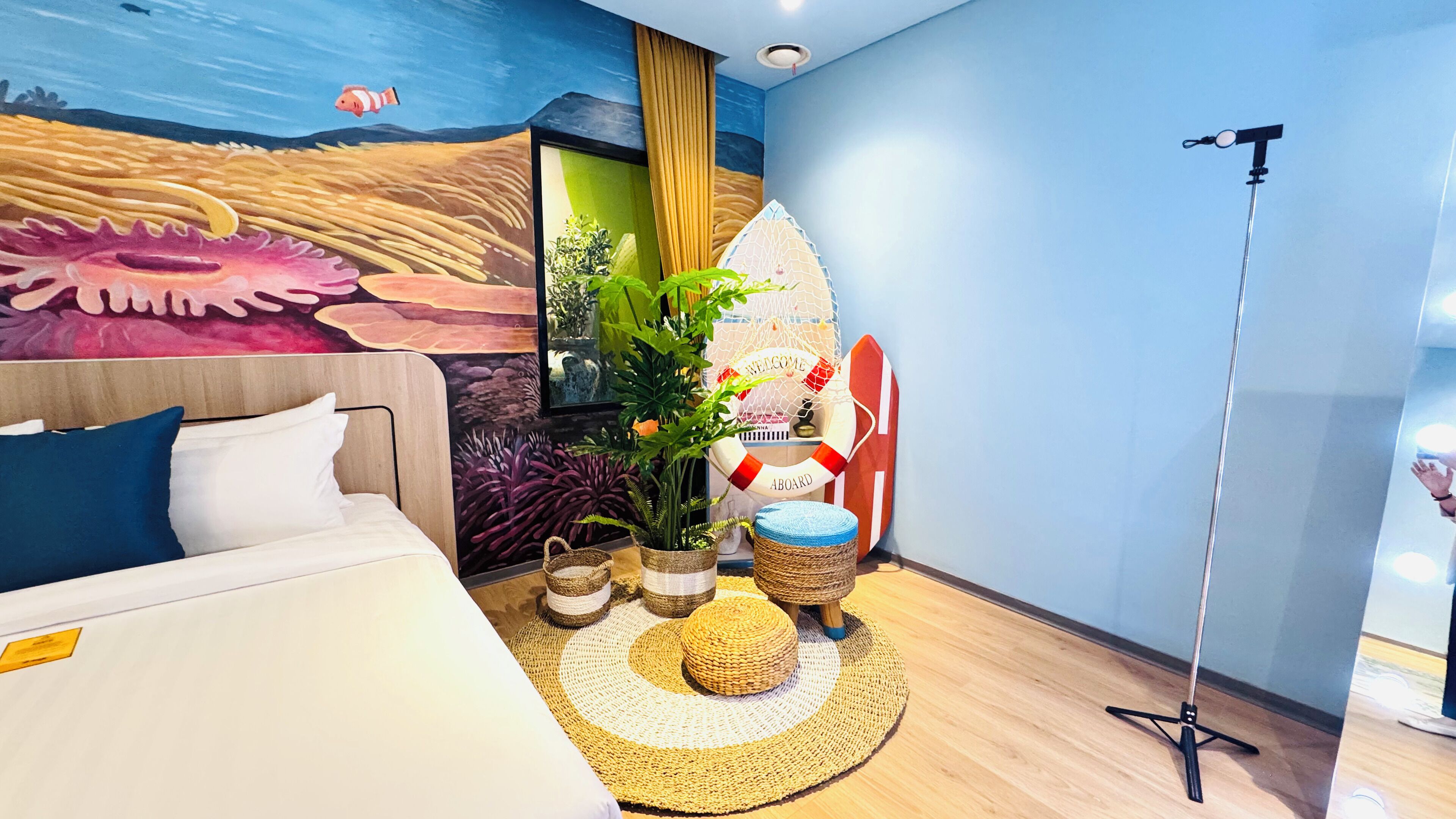 Yellow Bee Resort Cililitan