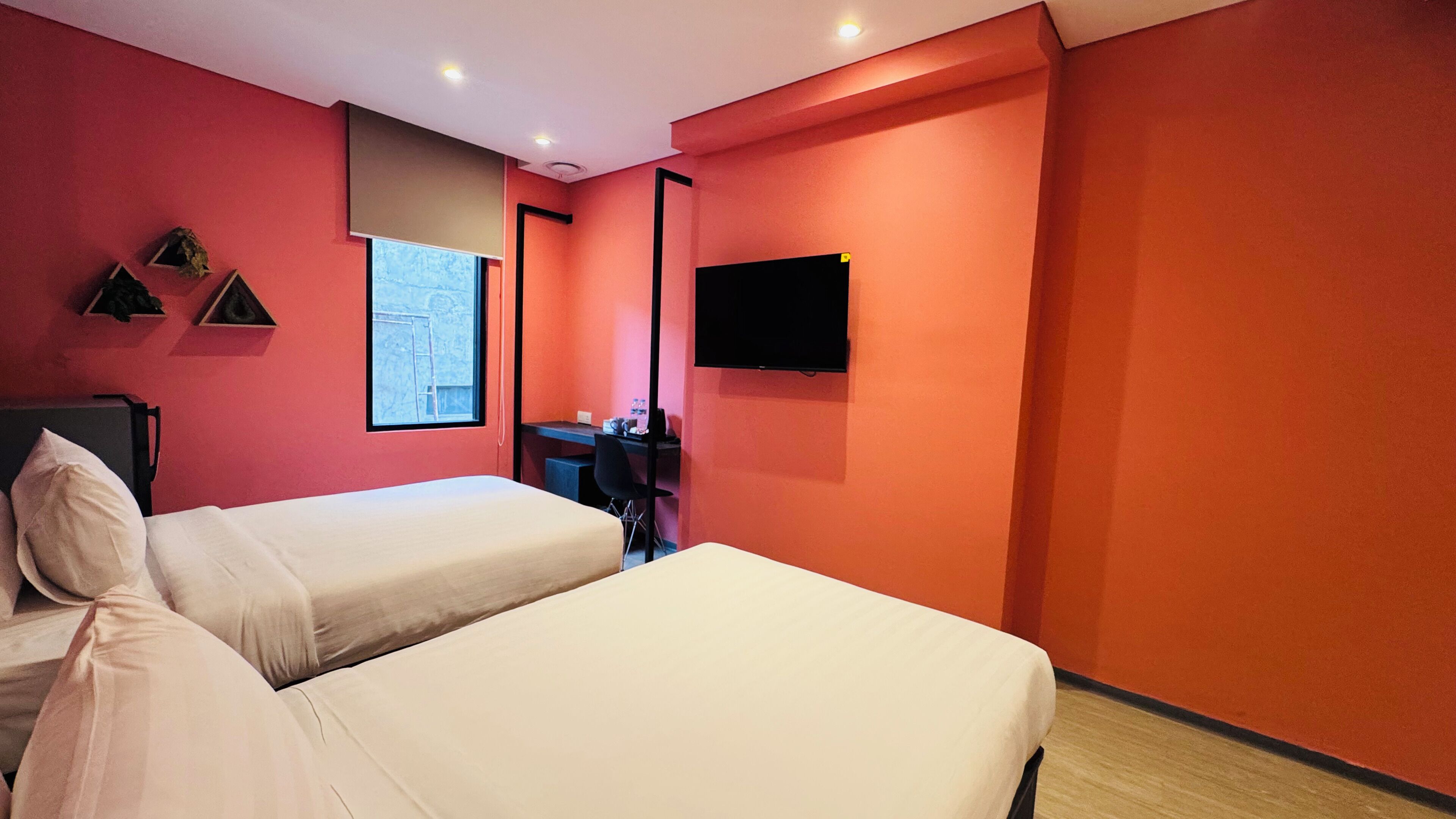 Yellow Bee Resort Cililitan