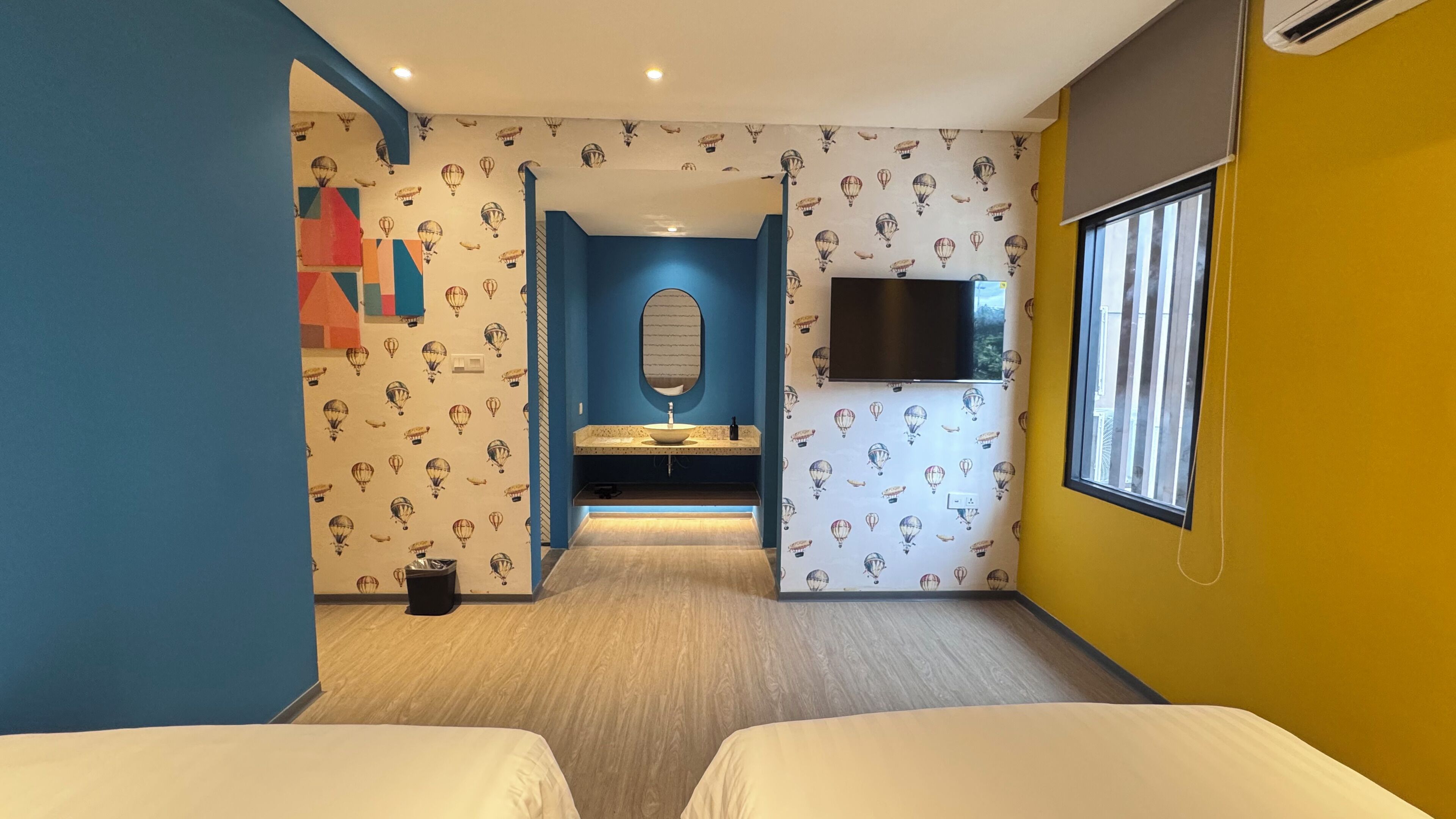 Yellow Bee Resort Cililitan