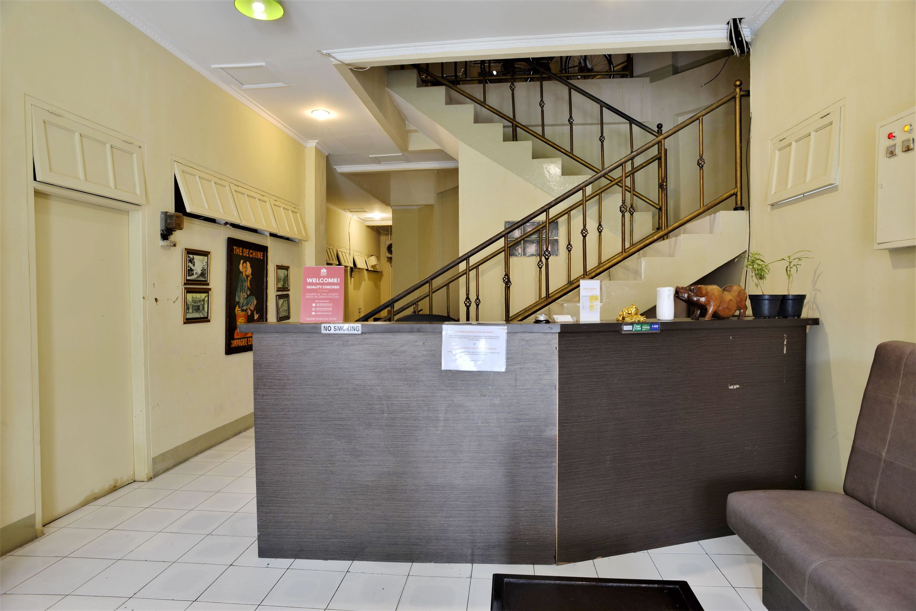 ZEN Rooms Basic Near Pasar Baru