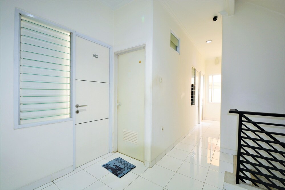 ZEN Rooms Basic Sunter Agung Utara Syariah