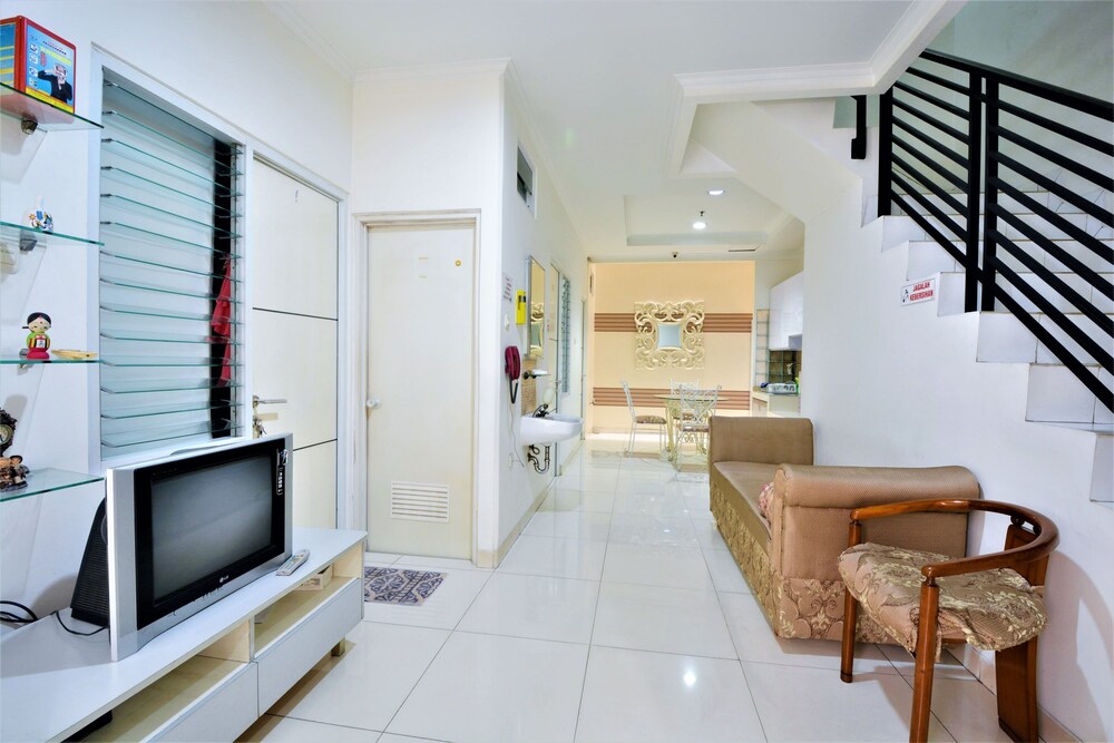 ZEN Rooms Basic Sunter Agung Utara Syariah