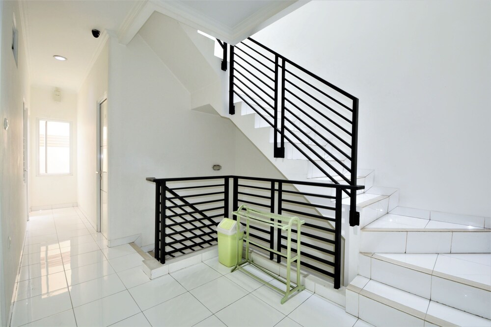 ZEN Rooms Basic Sunter Agung Utara Syariah