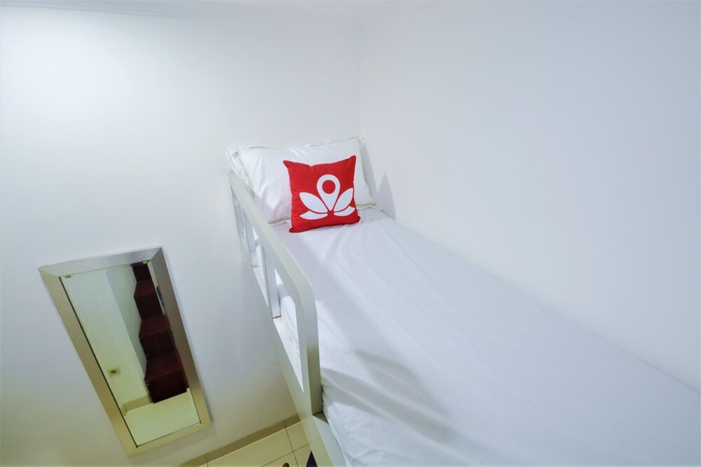 ZEN Rooms Basic Sunter Agung Utara Syariah