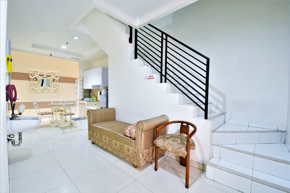 ZEN Rooms Basic Sunter Agung Utara Syariah