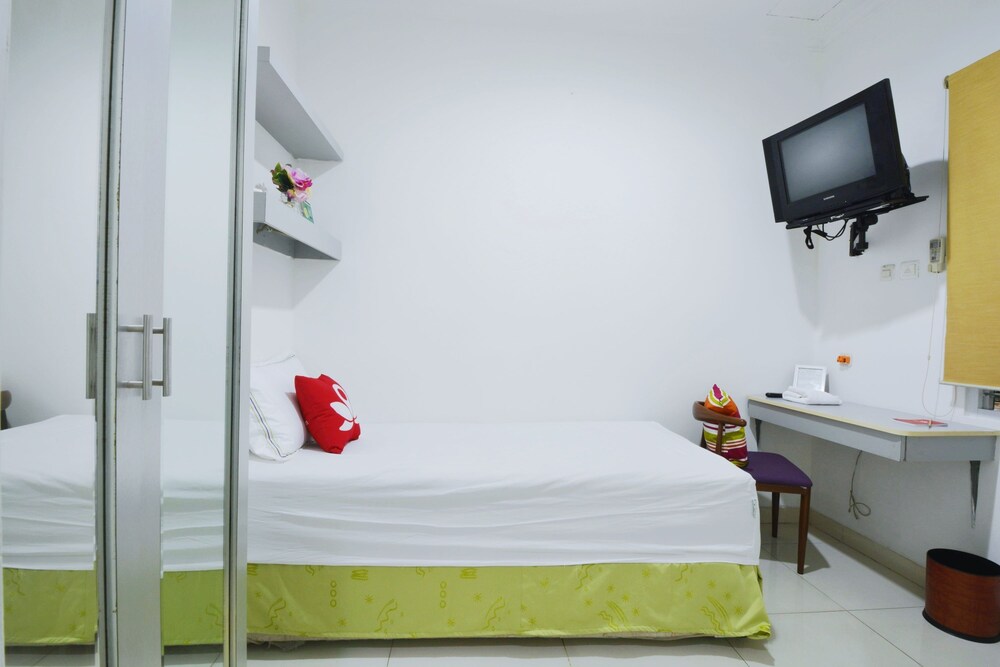 ZEN Rooms Basic Sunter Agung Utara Syariah
