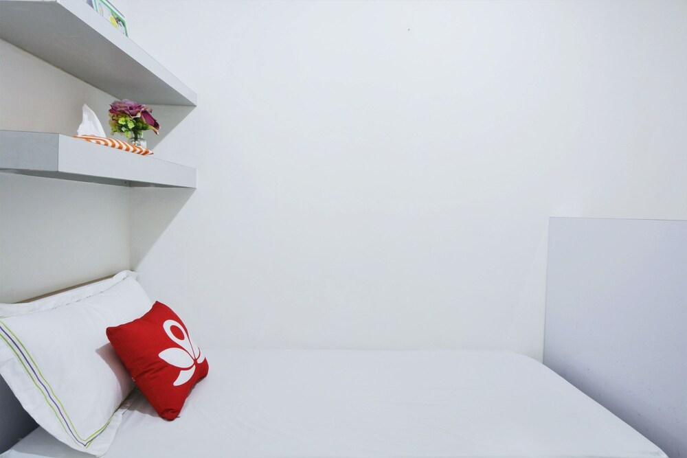 ZEN Rooms Basic Sunter Agung Utara Syariah
