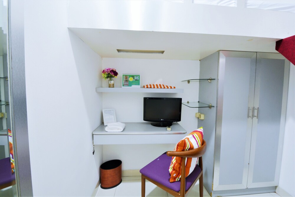 ZEN Rooms Basic Sunter Agung Utara Syariah