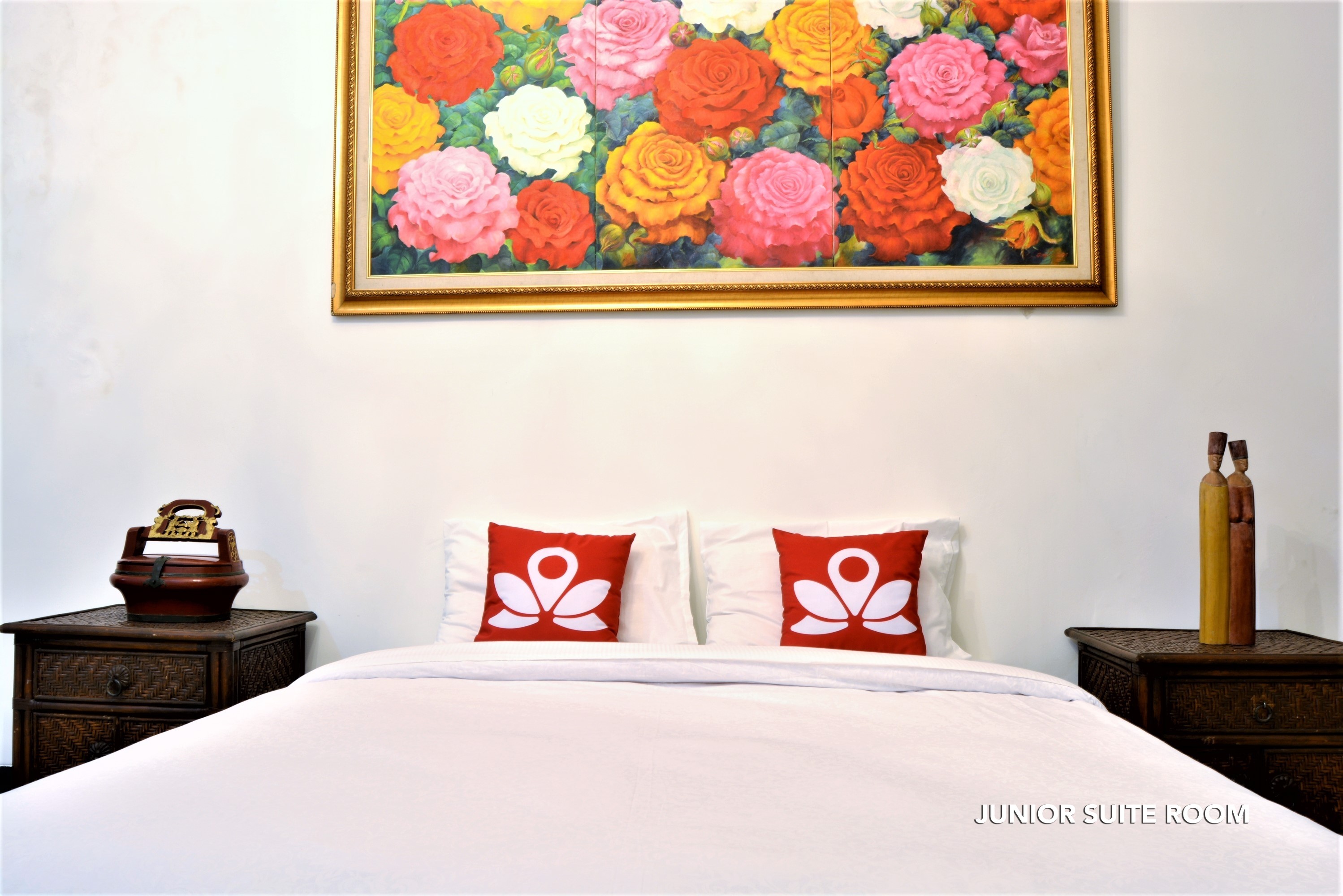 Zen Rooms Chic Home Kemang