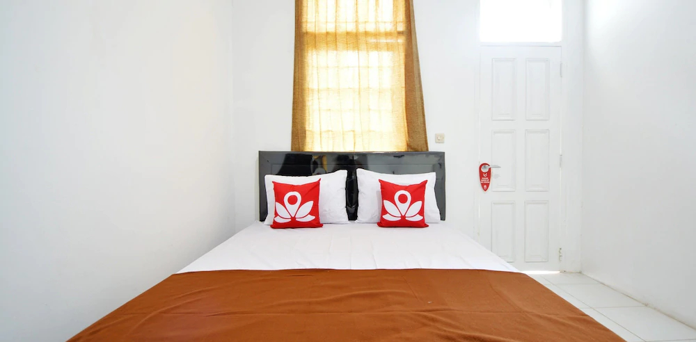 ZEN Rooms Kemang G17