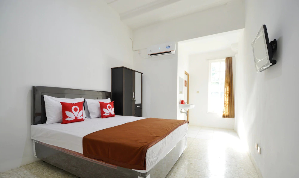 ZEN Rooms Kemang G17