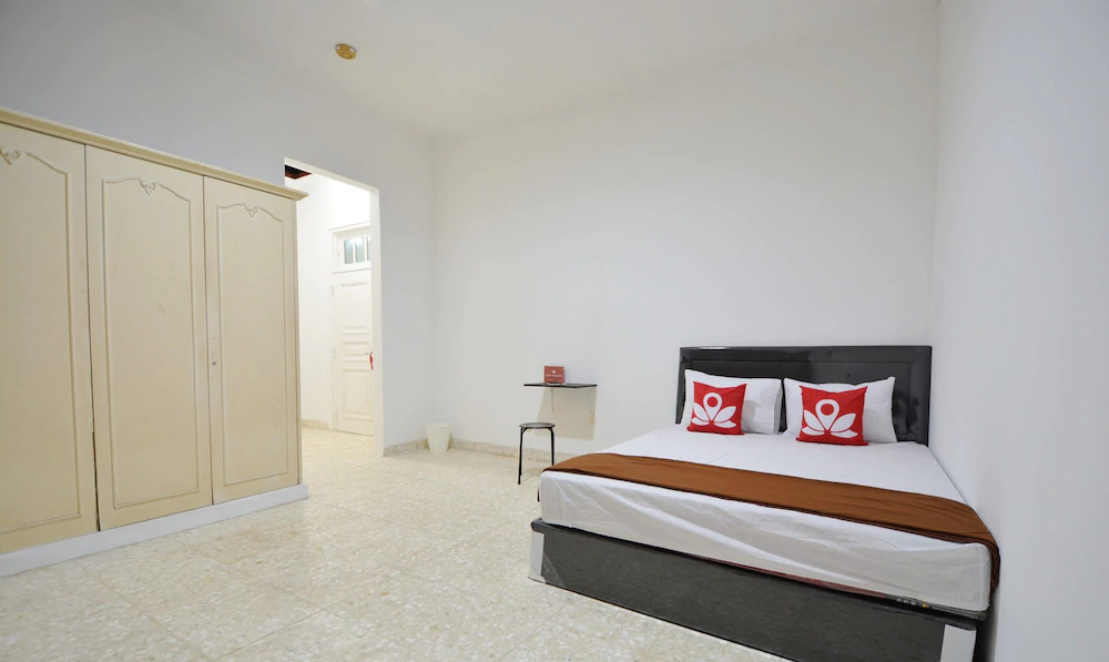 ZEN Rooms Kemang G17