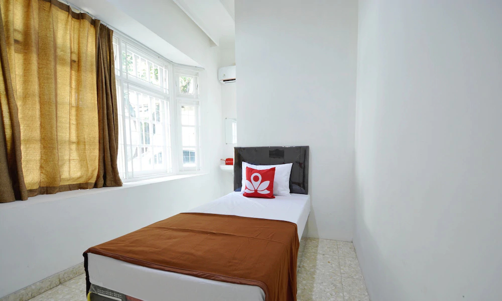 ZEN Rooms Kemang G17