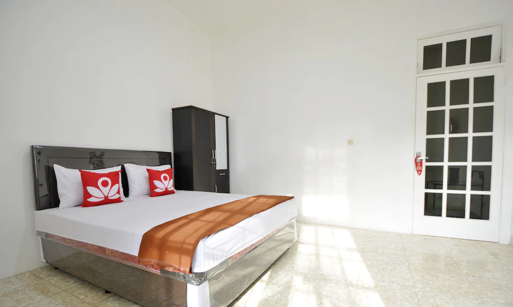 ZEN Rooms Kemang G17