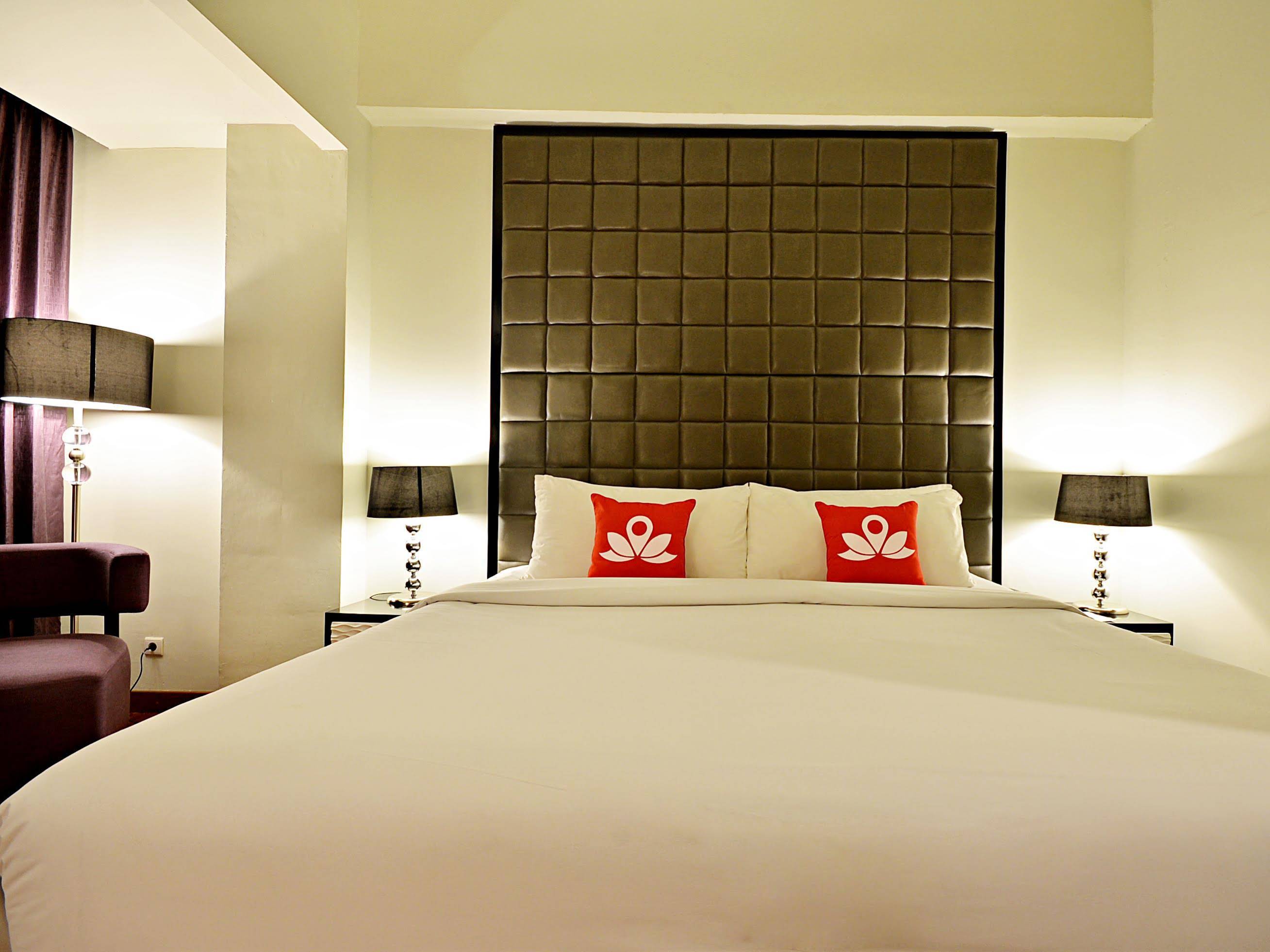 ZEN Rooms Mampang Tendean