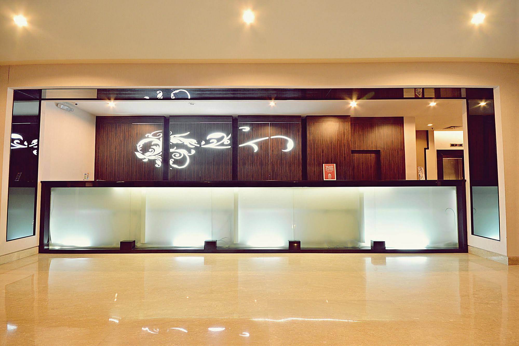 ZEN Rooms Mampang Tendean