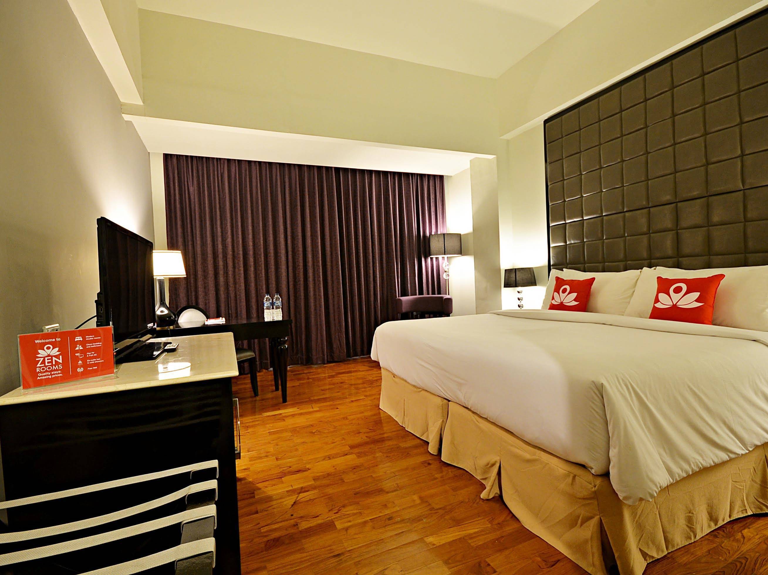 ZEN Rooms Mampang Tendean