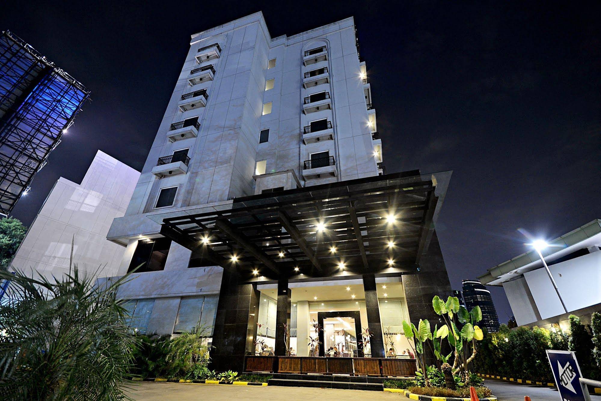 ZEN Rooms Mampang Tendean