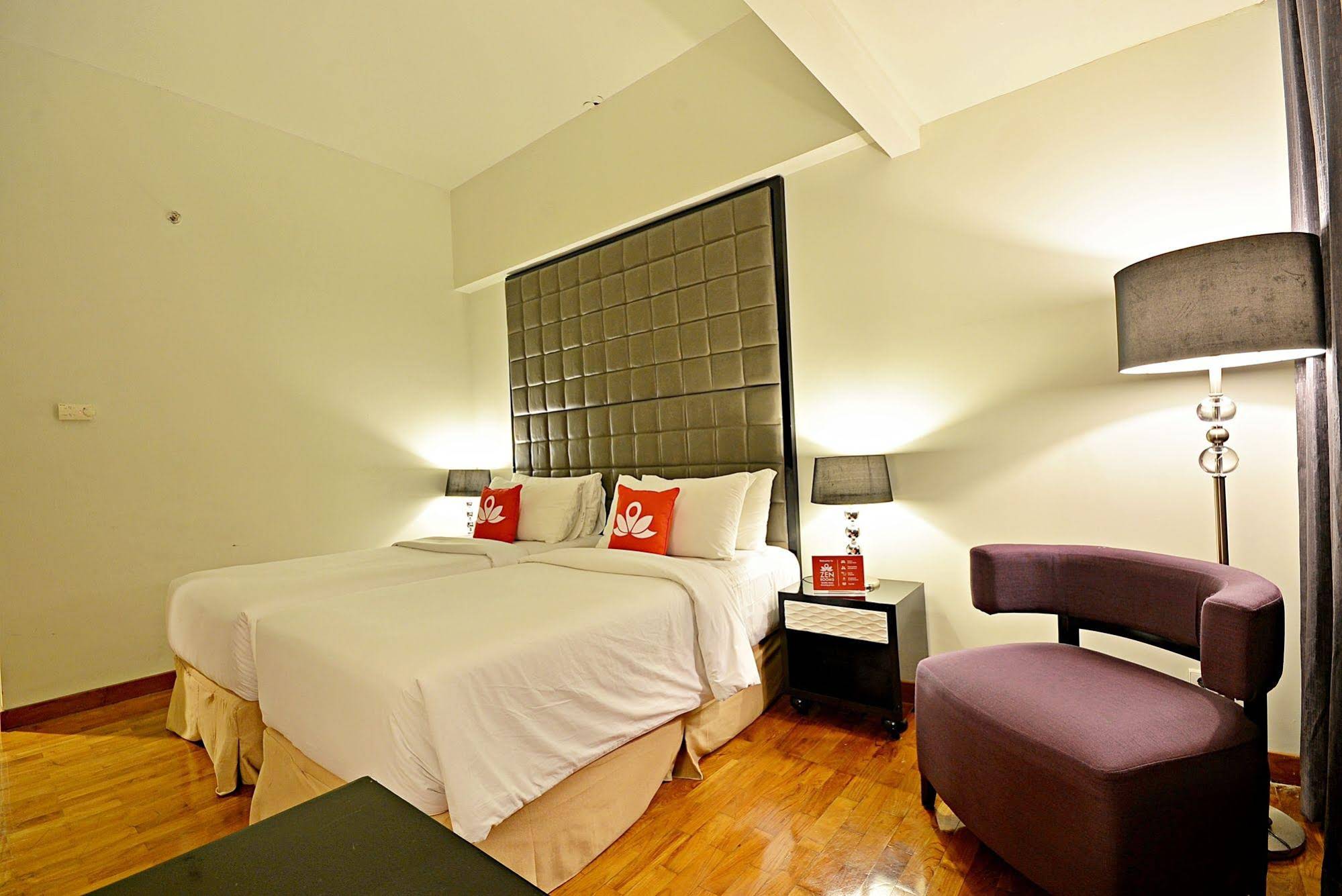 ZEN Rooms Mampang Tendean