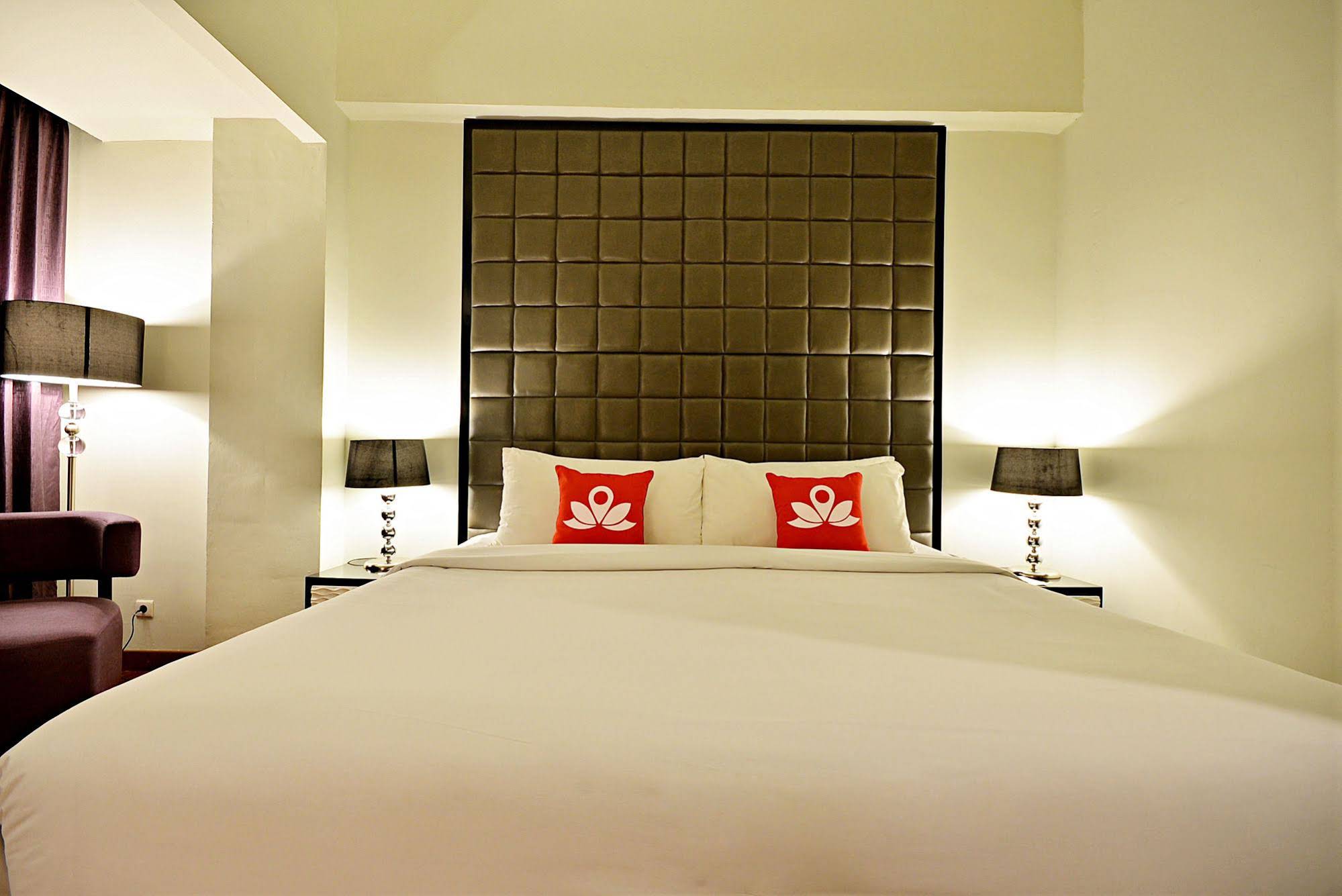 ZEN Rooms Mampang Tendean